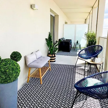Loggia Paris Apartment Montévrain